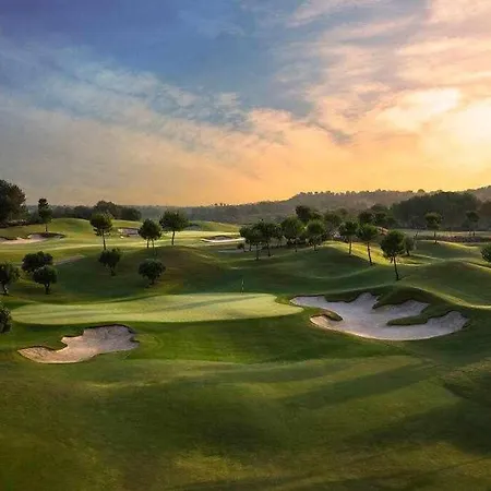 Exclusivo En Colinas Golf *