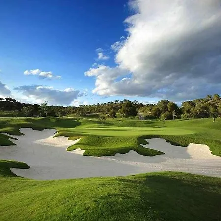 Exclusivo En Colinas Golf Apartment